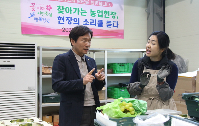 “농촌 일손부족...외국인 근로자 지원 필요해”