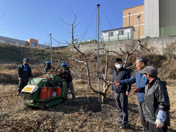 “영농부산물 파쇄로 소각 산불 차단한다”