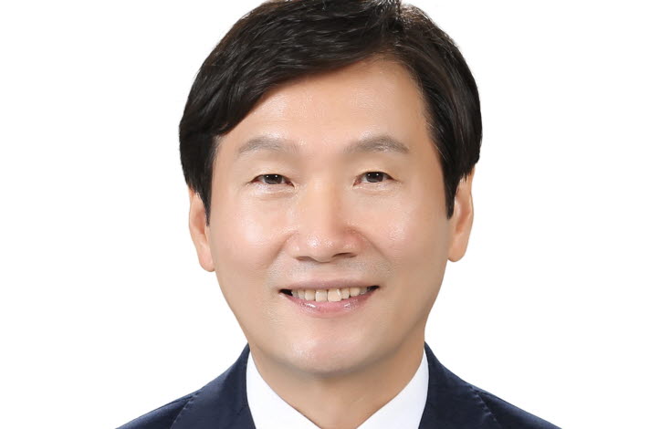 “비룡승운(飛龍乘雲)의 힘찬 한 해가 되길”