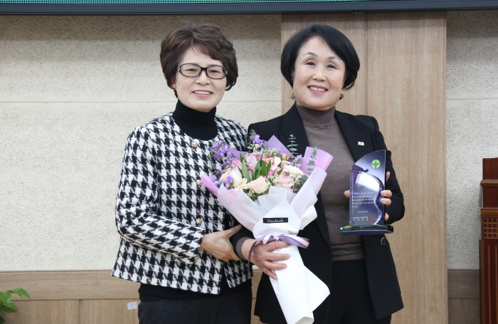 새마을문고 경산시지부 김덕전 회장 취임