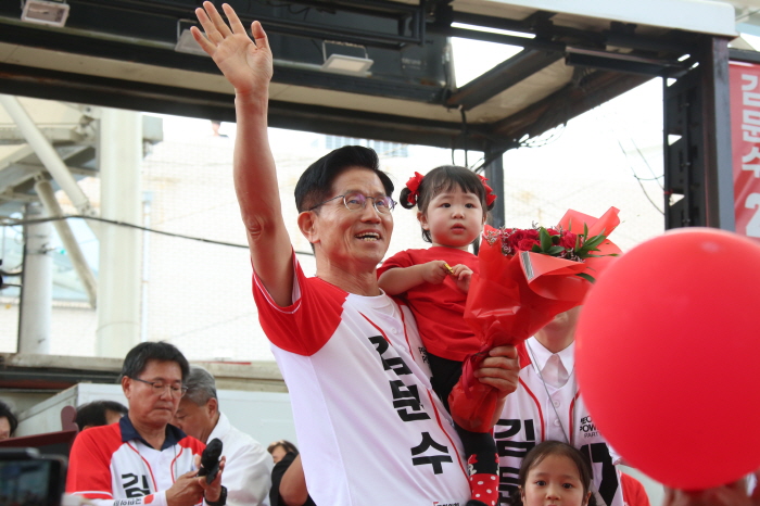김문수 ‘경산~울산 고속도로 개설’ 약속