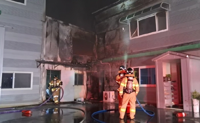 와촌면 소재 제조공장에서 화재 발생